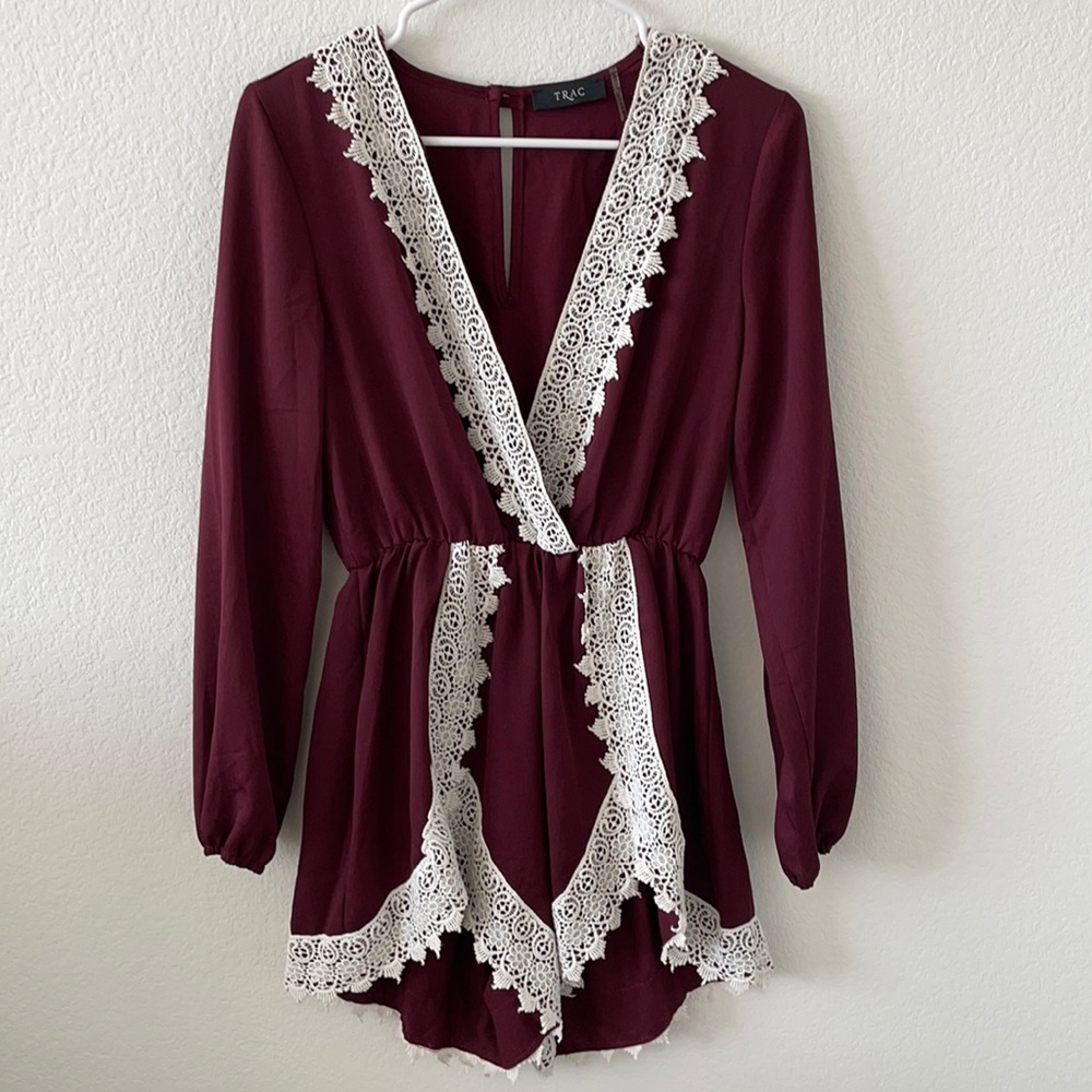 NWOT Trac Romper Size Medium